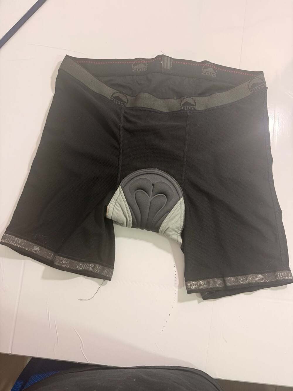 ZOIC Padded Cycling Liner Shorts Size L Black Mesh Chamois